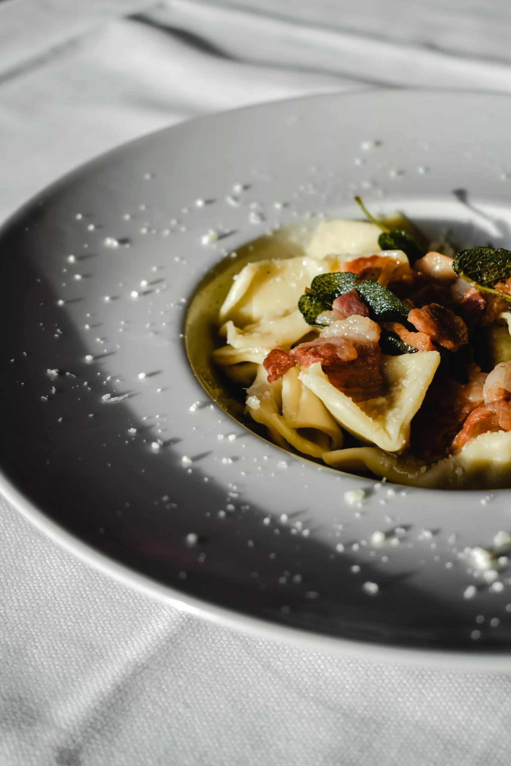 Tortellini à la viande avec sauce crème au safran